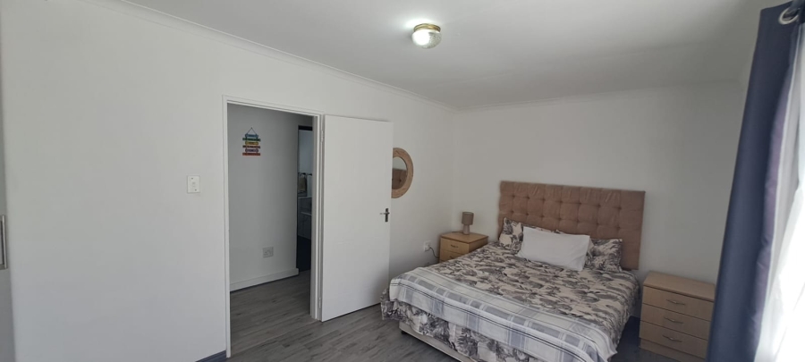 4 Bedroom Property for Sale in Kleinmond Western Cape